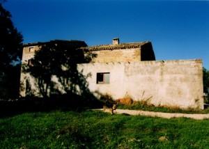 The outside of apartments Priora and Rotondo at Casa Carotondo, Le Marche, Italyin 2003